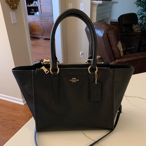 SOLD - COACH Crosby Leather Tote in Black - Excellent Condition - Picture 4 of 9